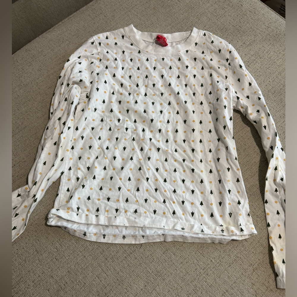 Long sleeve girls sweater